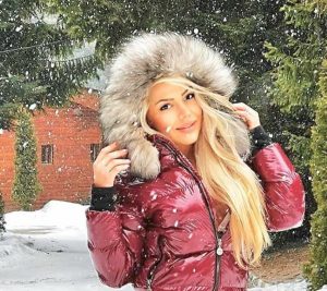 kalina_kuzmanova-snow-face